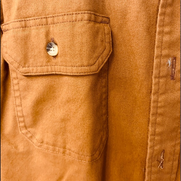 Wrangler NWOT mens long button down brown/khaki shirt. Size Med. - Picture 7 of 8